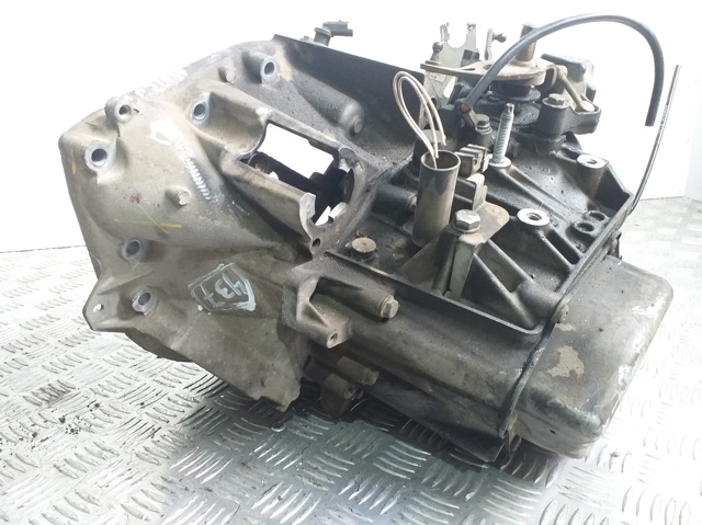 Mechaniczna skrzynia biegów w komplecie 20LM23 PEUGEOT