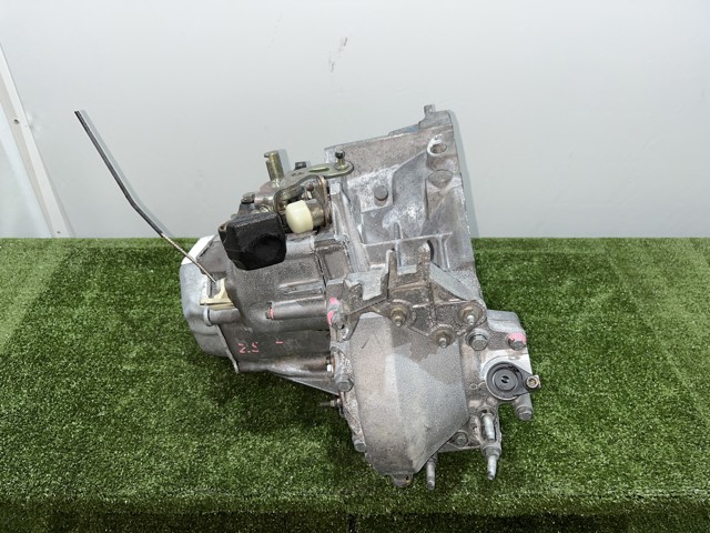 Mechaniczna skrzynia biegów w komplecie 20LM23 PEUGEOT