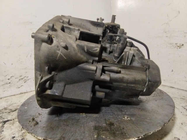 Mechaniczna skrzynia biegów w komplecie 20LM23 PEUGEOT