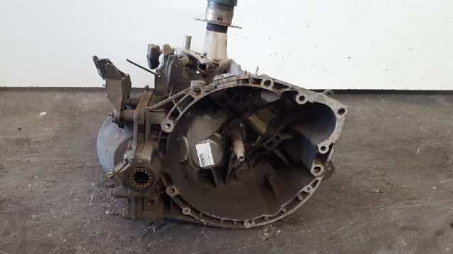 Mechaniczna skrzynia biegów w komplecie 20LM23 PEUGEOT