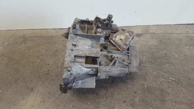 Mechaniczna skrzynia biegów w komplecie 20LM24 PEUGEOT