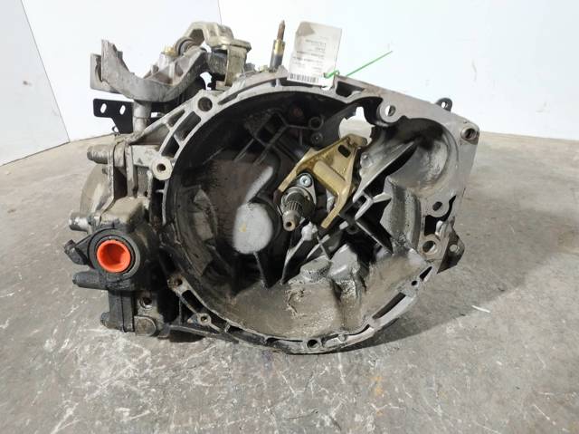 Mechaniczna skrzynia biegów w komplecie 20LM24 PEUGEOT