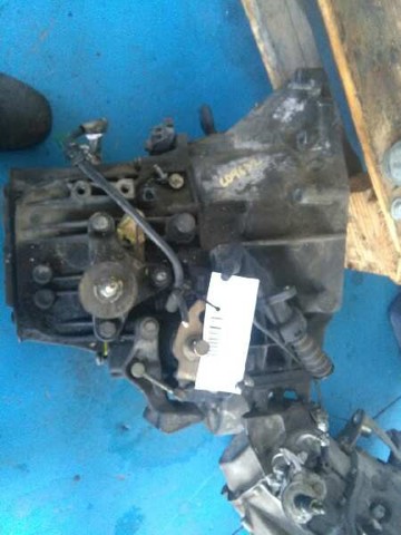 Mechaniczna skrzynia biegów w komplecie 20MB01 PEUGEOT