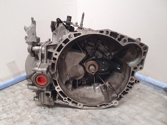 Mechaniczna skrzynia biegów w komplecie 20MB26 PEUGEOT