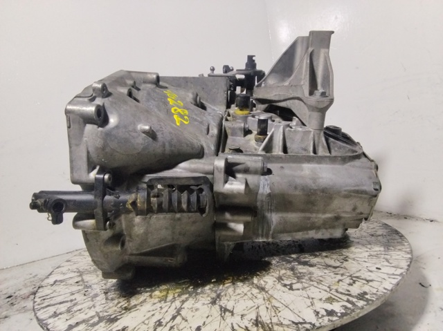Mechaniczna skrzynia biegów w komplecie 20MB27 PEUGEOT