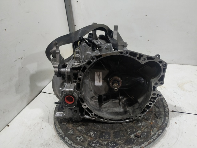 Mechaniczna skrzynia biegów w komplecie 20MB27 PEUGEOT