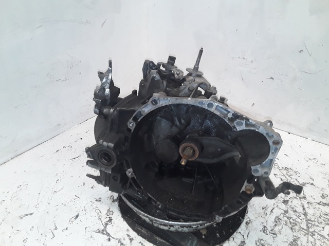 Mechaniczna skrzynia biegów w komplecie 20MB27 PEUGEOT