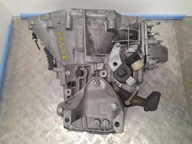 Mechaniczna skrzynia biegów w komplecie 20MB27 PEUGEOT