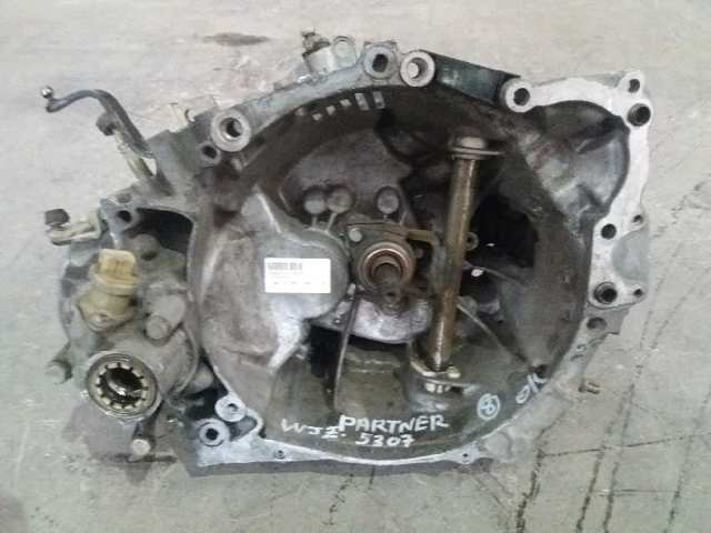 Mechaniczna skrzynia biegów w komplecie 20TA74 PEUGEOT