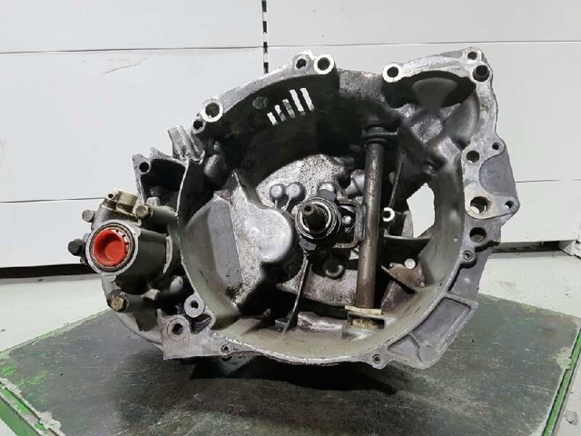 Mechaniczna skrzynia biegów w komplecie 20TA80 PEUGEOT