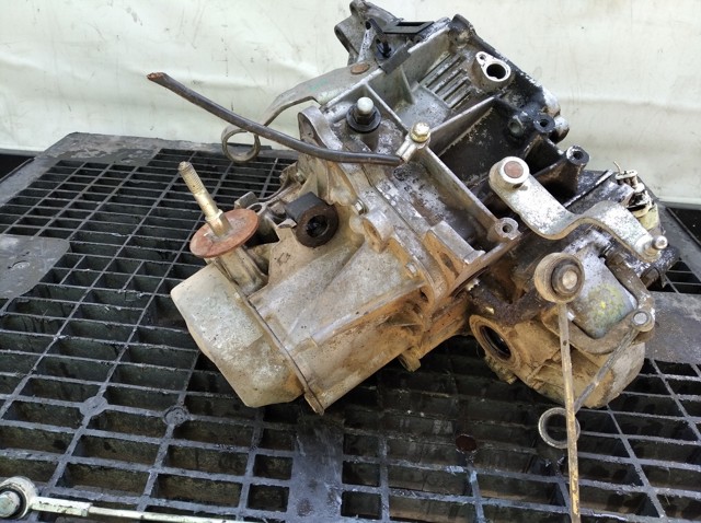 Mechaniczna skrzynia biegów w komplecie 20TD40 PEUGEOT