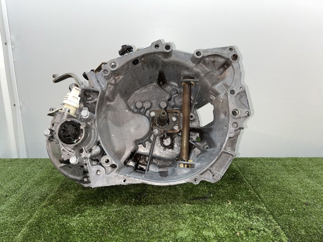 Mechaniczna skrzynia biegów w komplecie 20TD93 PEUGEOT