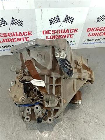 Mechaniczna skrzynia biegów w komplecie 20TT01 PEUGEOT