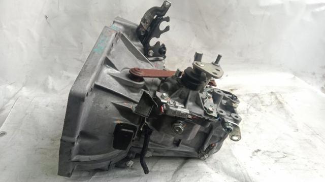 Mechaniczna skrzynia biegów w komplecie 20TT01 PEUGEOT