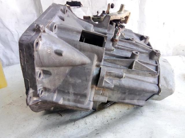 Mechaniczna skrzynia biegów w komplecie 20UE05 PEUGEOT