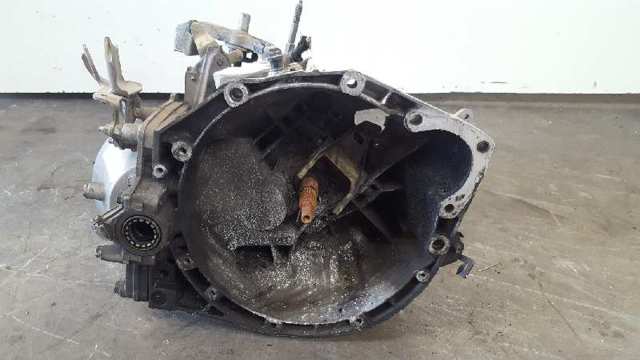 Mechaniczna skrzynia biegów w komplecie 20UE05 PEUGEOT