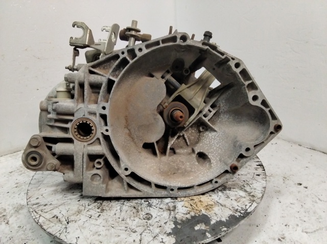 Mechaniczna skrzynia biegów w komplecie 20UM16 PEUGEOT