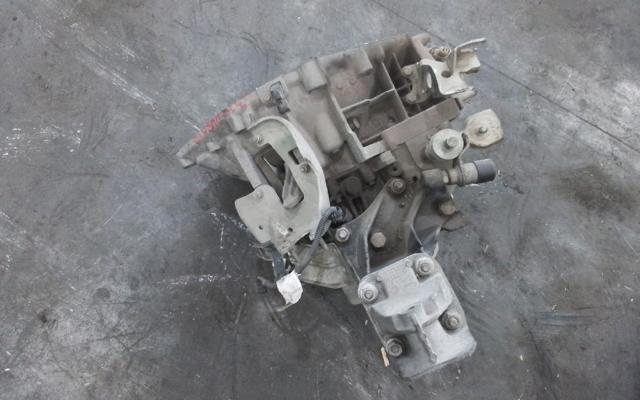 Mechaniczna skrzynia biegów w komplecie 20UM16 PEUGEOT