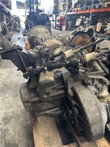 Mechaniczna skrzynia biegów w komplecie 20UM16 PEUGEOT
