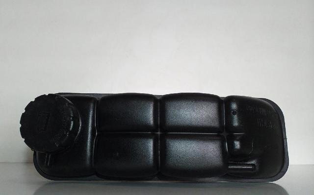 Zbiorniczek wyrównawczy układu chłodzenia 2105000349 MERCEDES