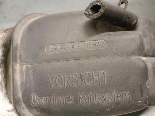 Zbiorniczek wyrównawczy układu chłodzenia 2105000349 MERCEDES