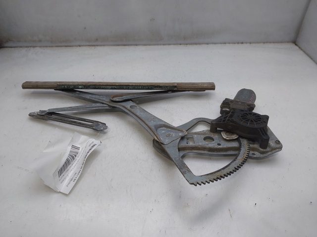 Mechanizm podnoszenia szyby drzwi przednich lewych 2107201146 MERCEDES