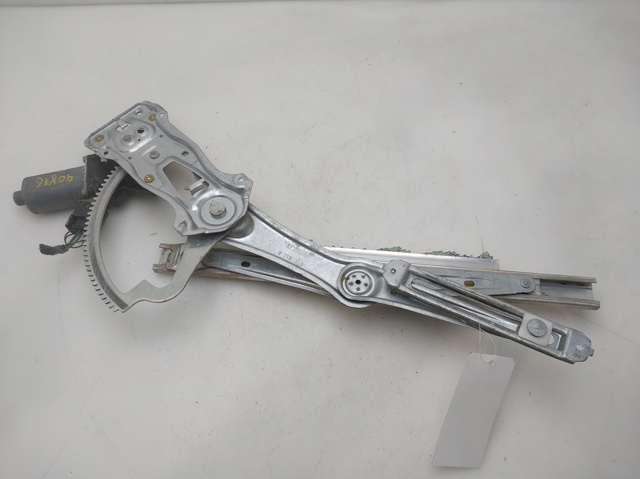 Mechanizm podnoszenia szyby drzwi przednich prawych 2107201246 MERCEDES