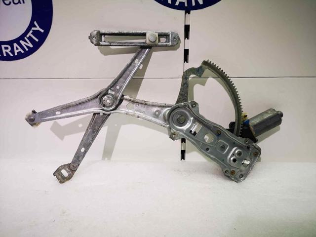 Mechanizm podnoszenia szyby drzwi przednich prawych 2107201246 MERCEDES