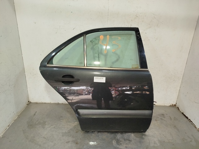 Drzwi tylne prawe 210730240528 MERCEDES