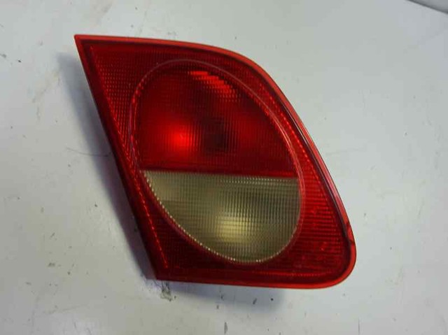 Lampa zespolona tylna lewa wewnętrzna 2108200964 MERCEDES