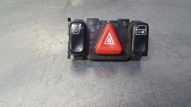 Przycisk włączania światła awaryjnego 2108201310 MERCEDES