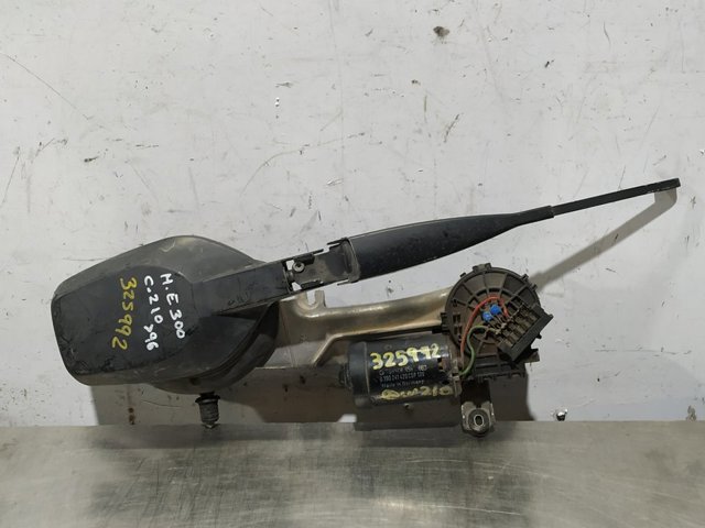 Mechanizm wycieraczek 2108201542 MERCEDES