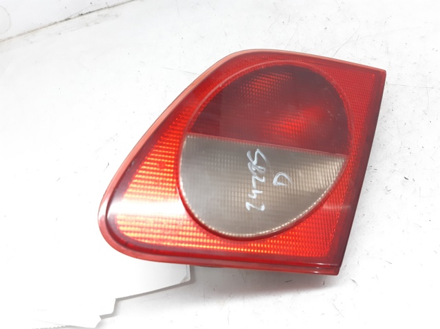 Lampa zespolona tylna prawa wewnętrzna 2108204064 MERCEDES