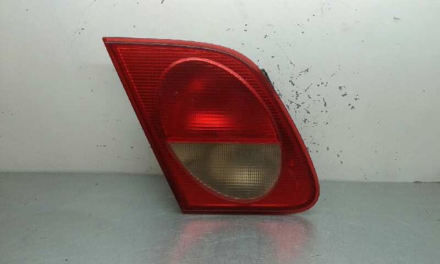 Lampa zespolona tylna lewa zewnętrzna 2108204364 MERCEDES