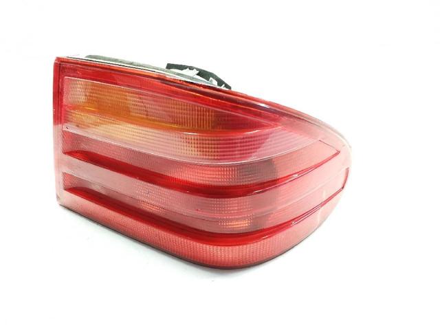 Lampa zespolona tylna prawa zewnętrzna 2108204464 MERCEDES
