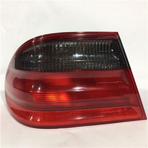 Lampa zespolona tylna lewa zewnętrzna 2108208164 MERCEDES