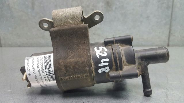 Zacisk rurki hamulcowej 2108300114 MERCEDES