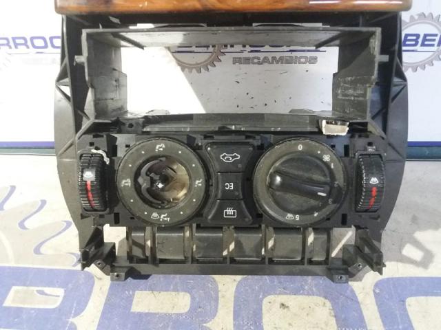 Sterownik trybów ogrzewania/klimatyzacji 2108302085 MERCEDES