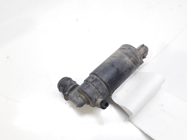 Pompka spryskiwacza szyby przedniej 2108690821 MERCEDES