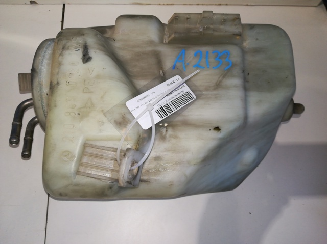 Zbiorniczek spryskiwacza szyb 2108690920 MERCEDES