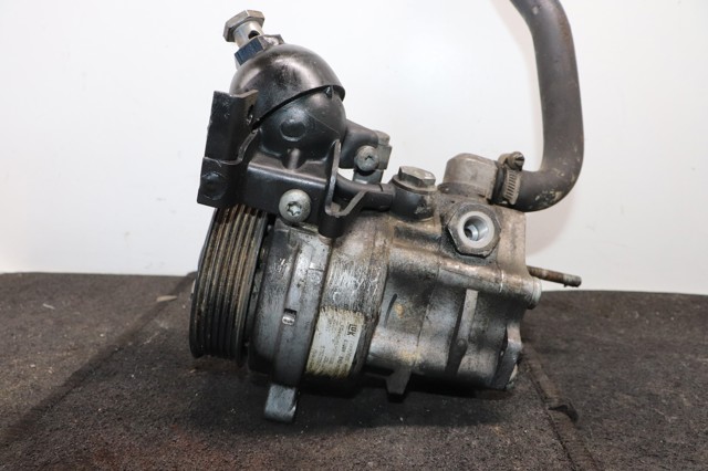 Pompa wspomagania hydraulicznego kierownicy 2111035 BMW