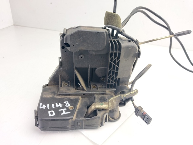 Zamek drzwi przednich lewych 2117200335 MERCEDES