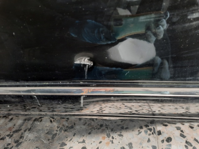 Drzwi przednie lewe 211720130528 MERCEDES