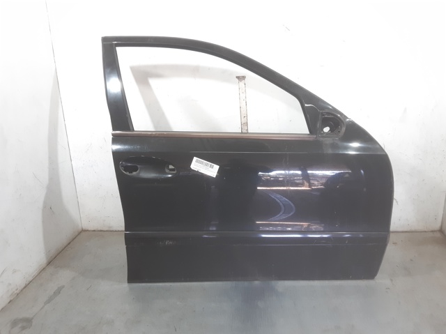 Drzwi przednie prawe 211720140528 MERCEDES