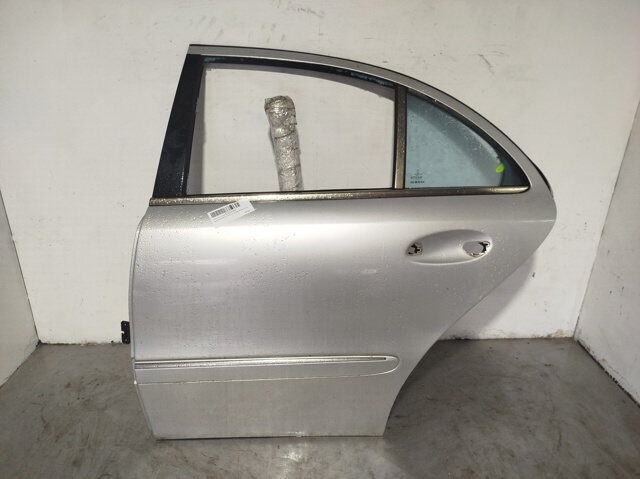 Drzwi tylne lewe 211730010528 MERCEDES