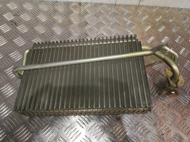 Parownik klimatyzacji 2118300158 MERCEDES