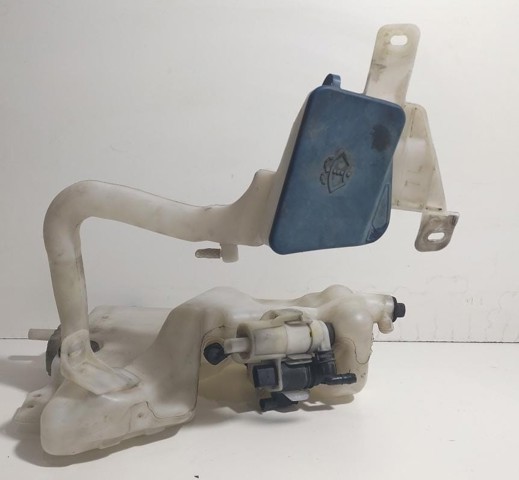 Zbiorniczek spryskiwacza szyb 2118601460 MERCEDES