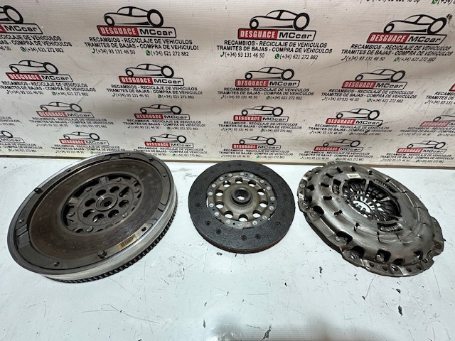 Koło zamachowe silnika 21217549441 BMW