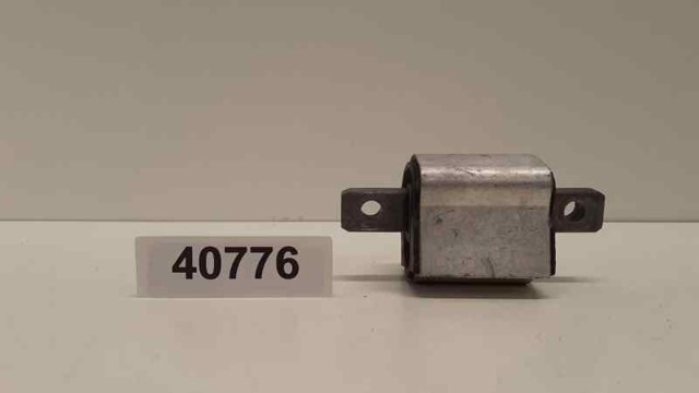 Poduszka (podpora skrzyni biegów) 2122400418 MERCEDES