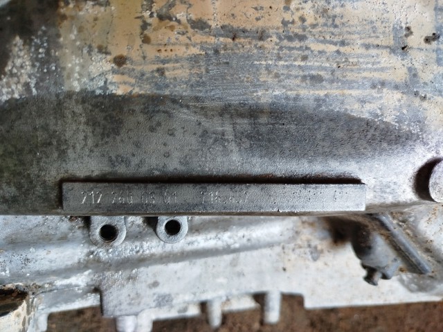 Mechaniczna skrzynia biegów w komplecie 2122600301 MERCEDES